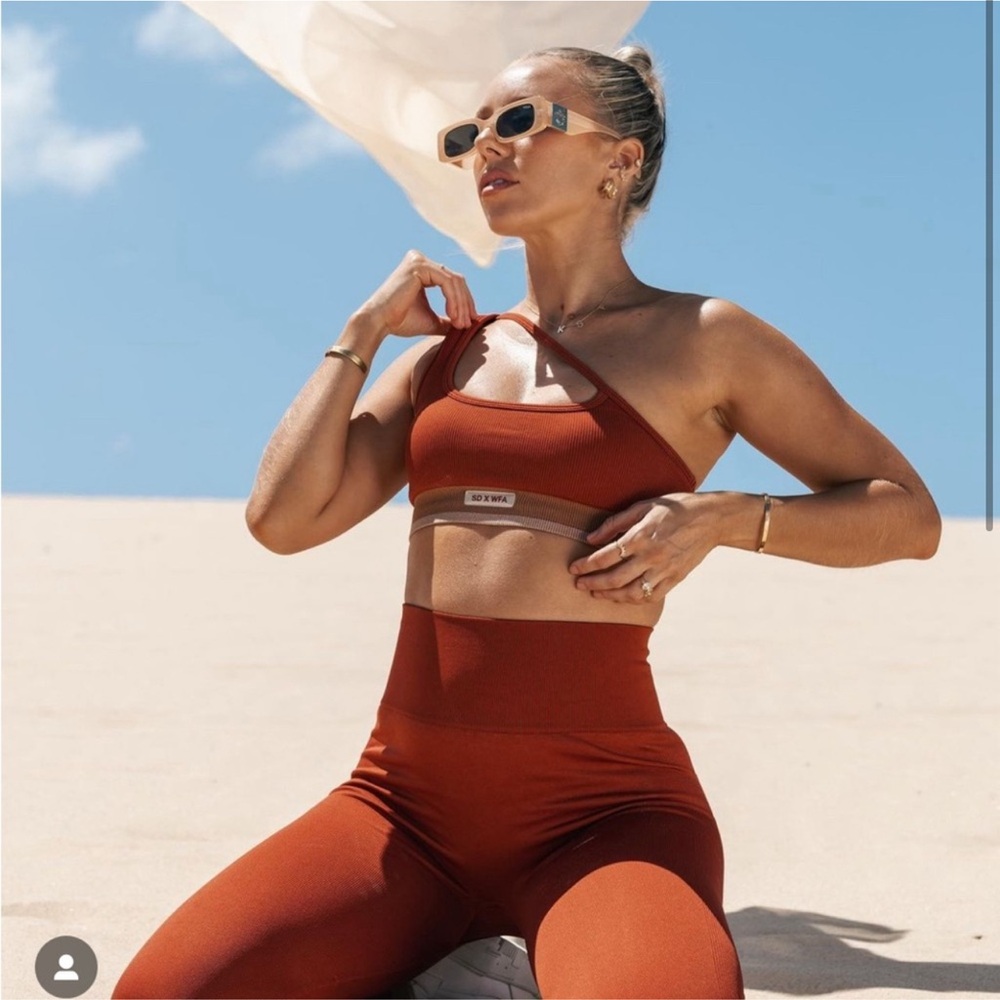 WFA x SD Leggings